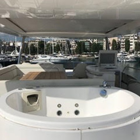 80-2012-Sunseeker-Yacht-23
