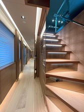 WESTPORT 117 / 35M 4 FOYER