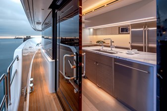 WESTPORT 117 / 35M 6 WALKWAY AND GALLEY