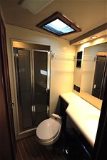Cajun Queen 22 Stateroom Head