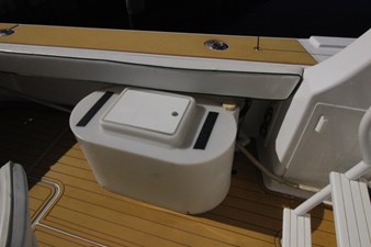 Cajun Queen 48 Baitwell Port 