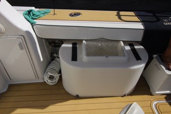 Cajun Queen 49 Baitwell Starboard
