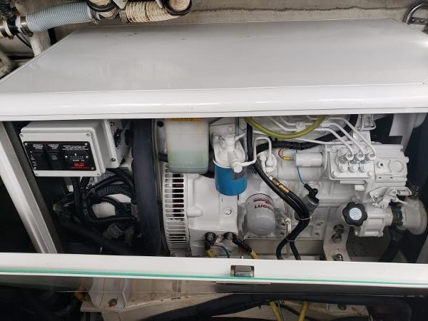 42-2002-Maxum-4200-SCR-38