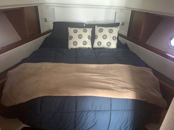 39-2017-Tiara-Motor-Yacht-12