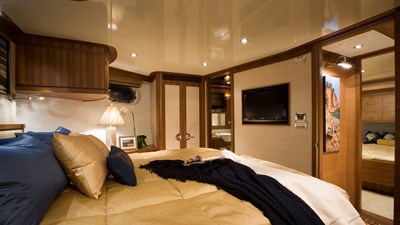 St. Tropez 5 5