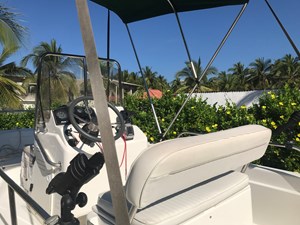1999 Boston Whaler 14 Dauntless @ Ixtapa Zihuatanejo  9 9