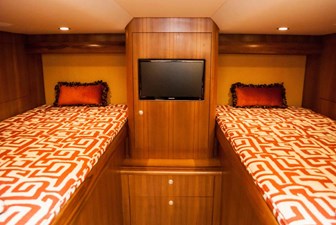 Epiphany 10 Guest Twin Berths