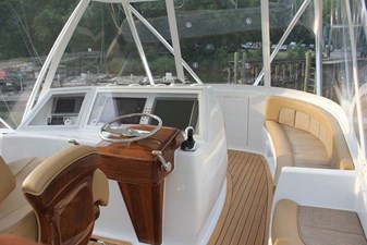 Epiphany 17 Flybridge Helm