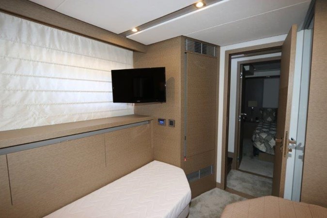 68-2017-Prestige-Motoryacht-19