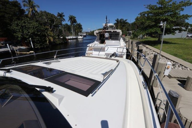 68-2017-Prestige-Motoryacht-25