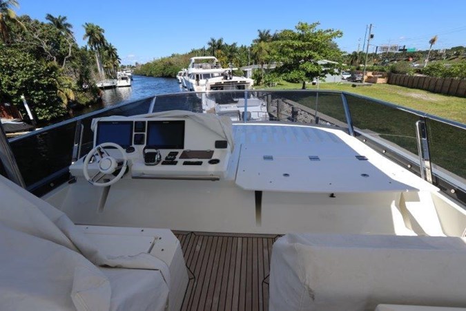 68-2017-Prestige-Motoryacht-27