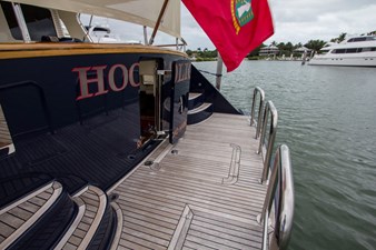 Hooligan V 29 Dive Platform