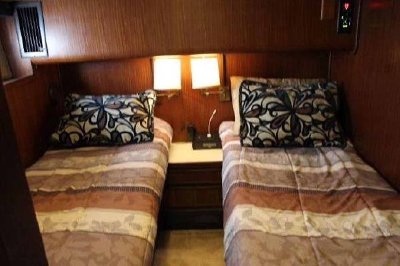 1985 45' Hatteras Sport Fisherman HATTERAS 45' 1985 | YATCO