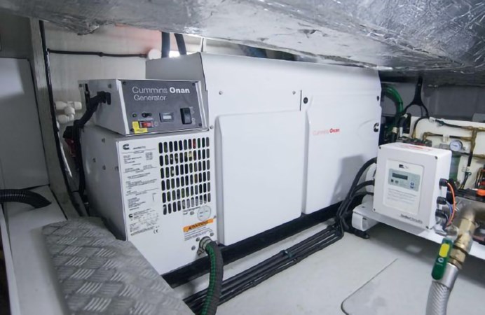 60_2018 68ft Sunseeker Predator