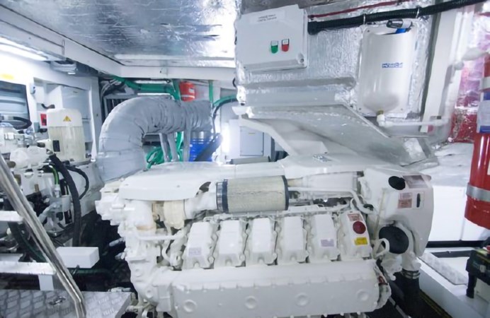 65_2018 68ft Sunseeker Predator