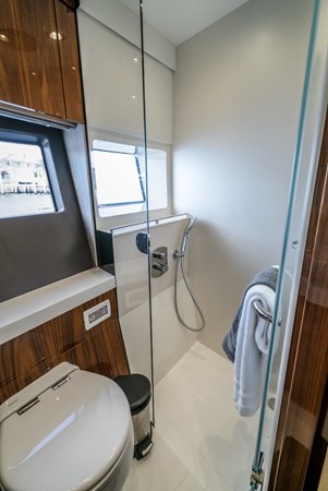 23_2019 66ft Sunseeker Manhattan