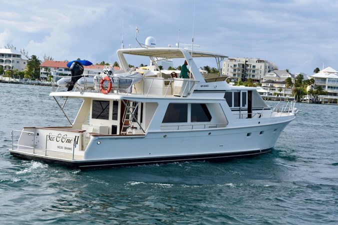 62-2000-Offshore-Yachts-Pilot-House-06