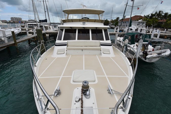 62-2000-Offshore-Yachts-Pilot-House-08