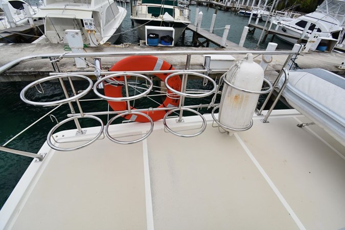 62-2000-Offshore-Yachts-Pilot-House-22