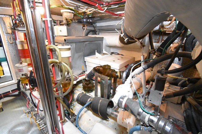 62-2000-Offshore-Yachts-Pilot-House-51