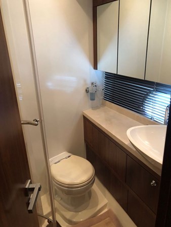 60-2009-Sunseeker-Manhattan-12