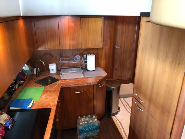 60-2009-Sunseeker-Manhattan-15