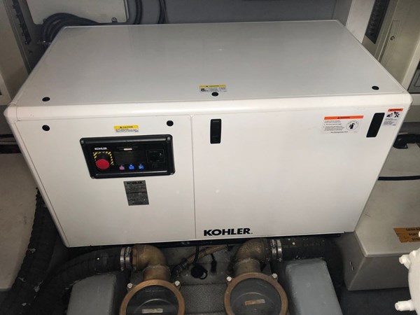 60-2009-Sunseeker-Manhattan-17