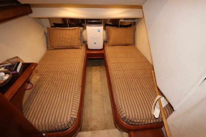 23_1996 59ft Fairline Squadron 59