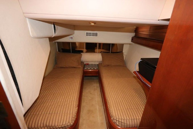 25_1996 59ft Fairline Squadron 59