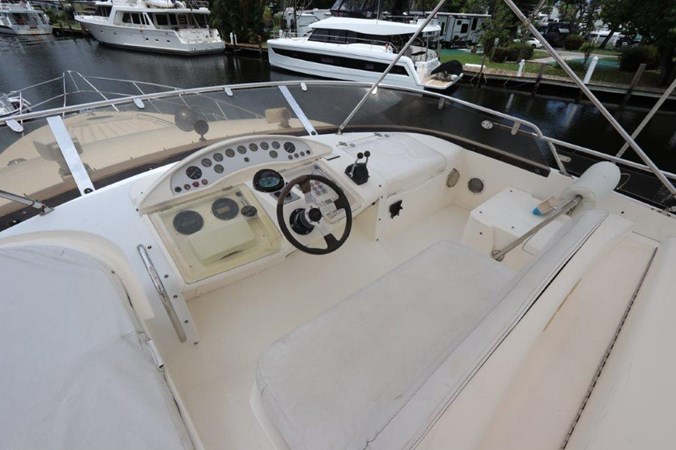 38_1996 59ft Fairline Squadron 59