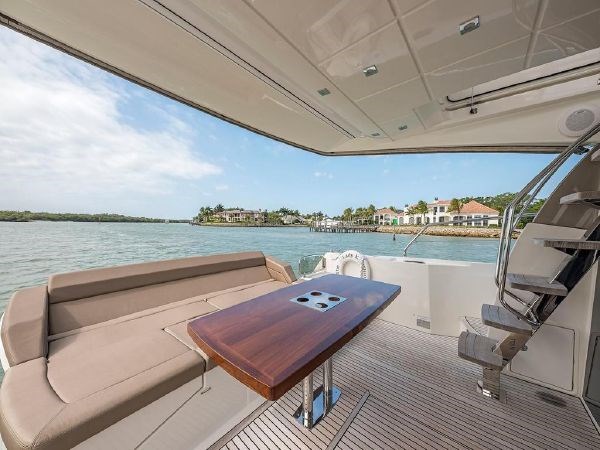 55-2015-Prestige-550-20