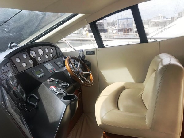 50-2006-Sunseeker-Manhattan-16