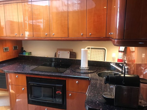 50-2006-Sunseeker-Manhattan-19