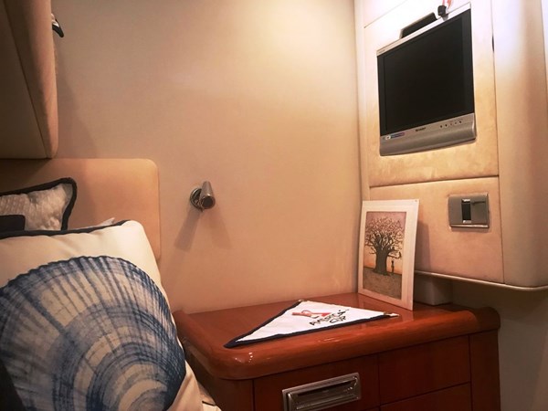 50-2006-Sunseeker-Manhattan-23