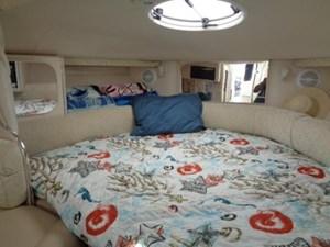 Monterey 302 Cruiser 38 32