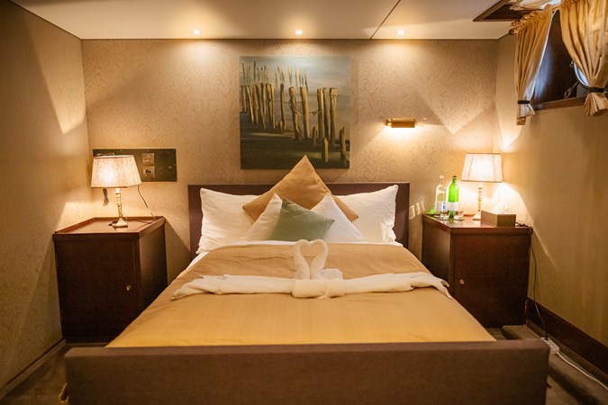 Sanssouci_Star_052_LQ