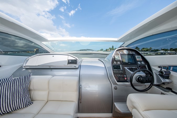 21_2004 50ft Pershing Express