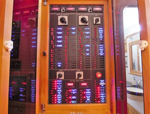 OLYMPIA 18 OLYMPIA Electrical Panel