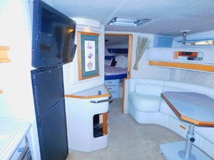 42 1990 Sea Ray 420 Sundancer 10 11