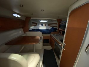 2005 Chaparral 270 Signature 11 12