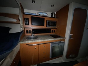 2005 Chaparral 270 Signature 14 15