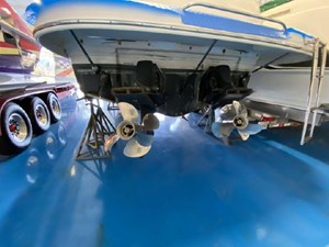 2005 Chaparral 270 Signature 17 18