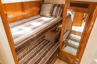 Bone Breaker 42 2002 Hatteras 65 BONE BREAKER-94