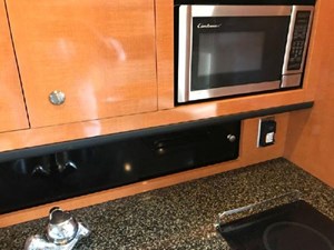 2009 Chaparral 290 Signature 11 12