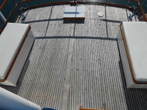 Grand Banks 48ft Classic Motor Yacht 41 Raised deck 2