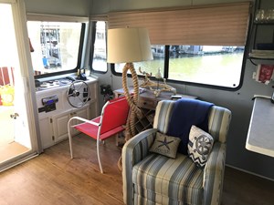 Destination Yachts 53' Houseboat 6 IMG_8635