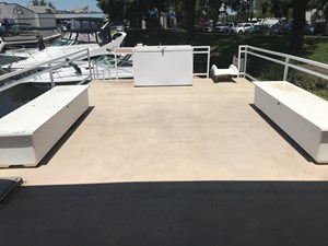 Destination Yachts 53' Houseboat 25 IMG_8646