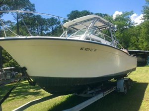 Grady-White Sailfish 255 3 4