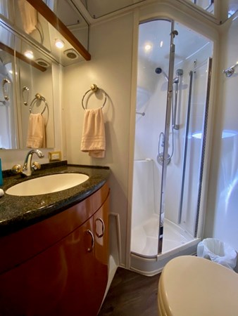 21_fullsizeoutput_1300