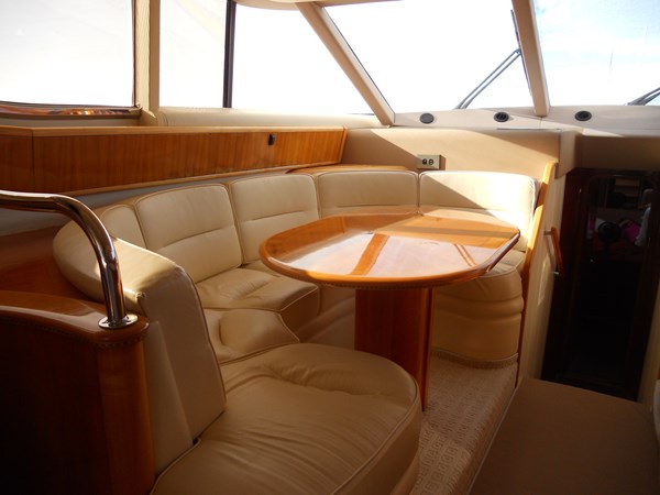 23_Interior Dining 2